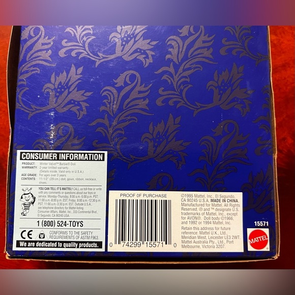Vintage Mattel Barbie Winter Velvet Special Edition 1995 Avon Exclusive NIB - Picture 8 of 16